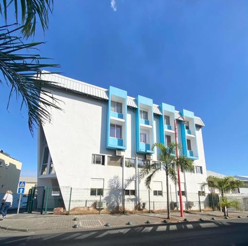 Local Professionnel à vendre à La possession