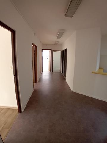 Local Professionnel à vendre à La possession