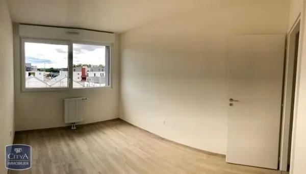 Appartement à louer 3 pièces 67.3m² Brumath (67170)