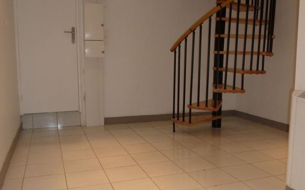 Appartement à louer    2 pièces •  Ivry-sur-Seine