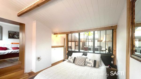 Coeur de ville, belle maison familliale contemporaine , avec une cuisine de rêve !