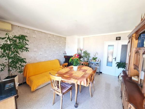 Appartement T3 - Vue mer -  Dernier étage  - SIX FOURS LES PLAGES