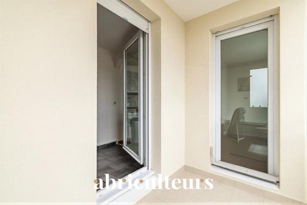 Dernier étage avec extérieur Appartement modulable ISSY-LES-MOULINEAUX