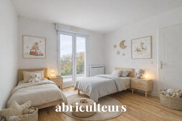 Dernier étage avec extérieur Appartement modulable ISSY-LES-MOULINEAUX