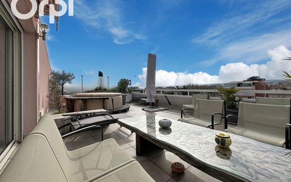 Appartement à vendre    4 pièces • 107 m2 Cagnes-sur-Mer