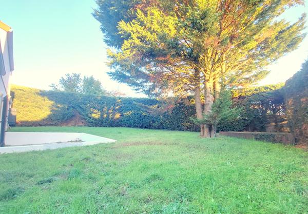 Maison spacieuse à vendre à Le Loroux-Bottereau - 5 chambres, jardin et garage