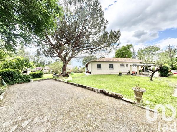 Maison 8 pièces de 144 m² à Izon (33450)