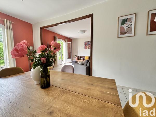 Maison 8 pièces de 144 m² à Izon (33450)