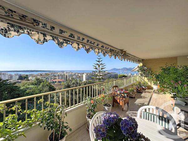 Appartement F4 à vendre  4 pièces - 111,46 m 2   CANNES  - 06