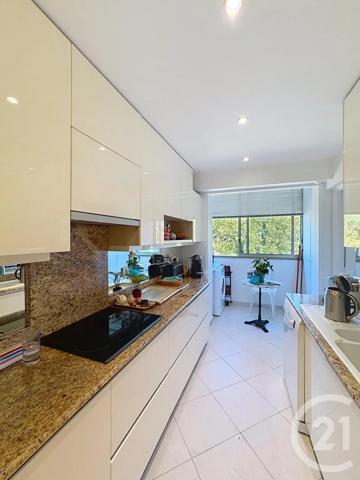 Appartement F4 à vendre  4 pièces - 111,46 m 2   CANNES  - 06