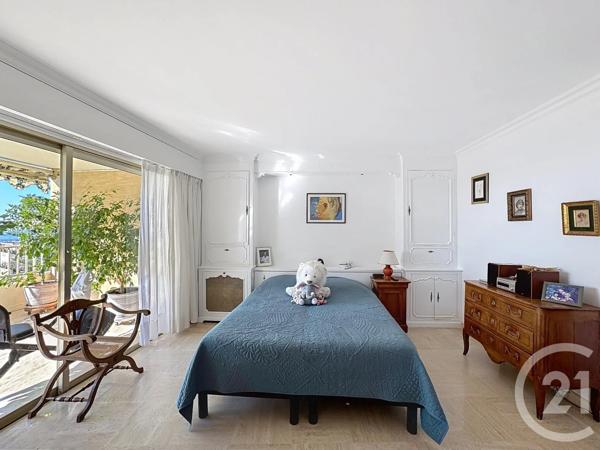 Appartement F4 à vendre  4 pièces - 111,46 m 2   CANNES  - 06