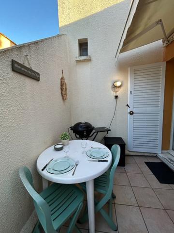 Charmant studio dans résidence sécurisée avec terrasse
