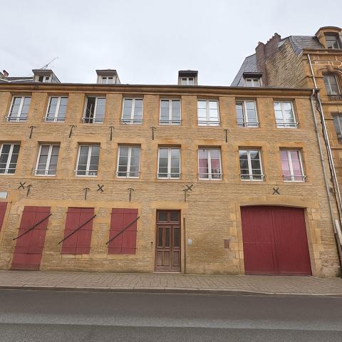 Immeuble dans Sedan
