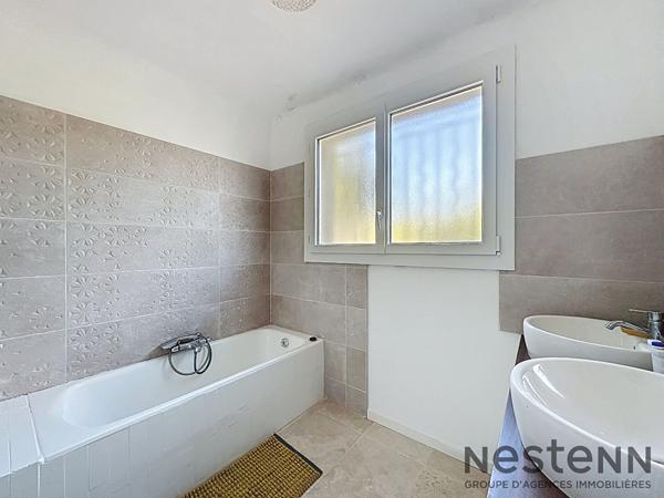 Maison T4 115 m2 rénovée avec vue dégagée et environnement exceptionnel - Pourrières