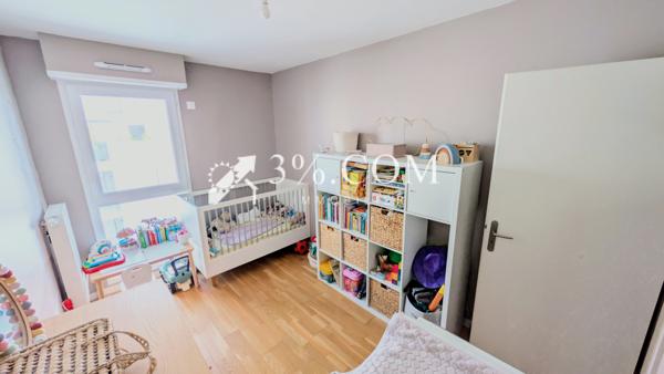 Appartement 5 pièce(s) 4 chambre(s) 91 m²