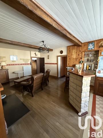 Maison à vendre 7 pièces 222 m² Dommartin-le-Franc