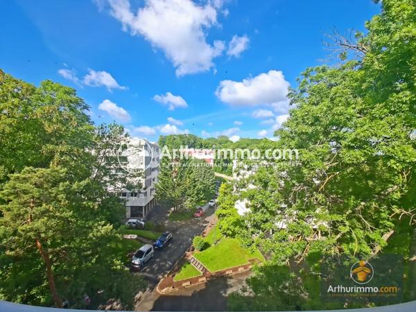 Location                                                      Appartement
                        
                     4 pièces                      77 m2                     à Combs-la-Ville