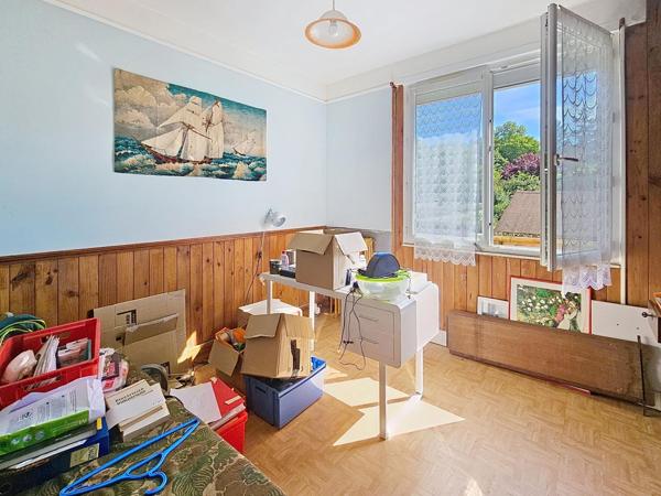Une maison saine et évolutive à remettre au goût du jour.