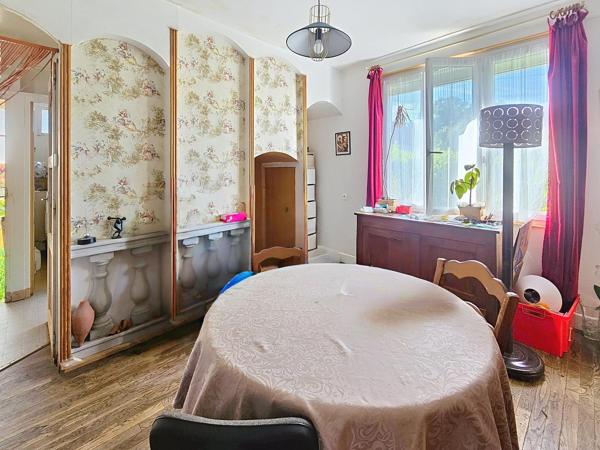Une maison saine et évolutive à remettre au goût du jour.