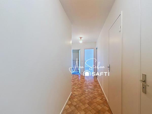 Idéal premier achat ou investissement ! Découvrez ce spacieux T2 de 64 m², à deux pas des commerces, écoles et transports.