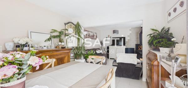 MAISON DE VILLE ACCUEILLANTE DANS UN SECTEUR NON INONDABLE