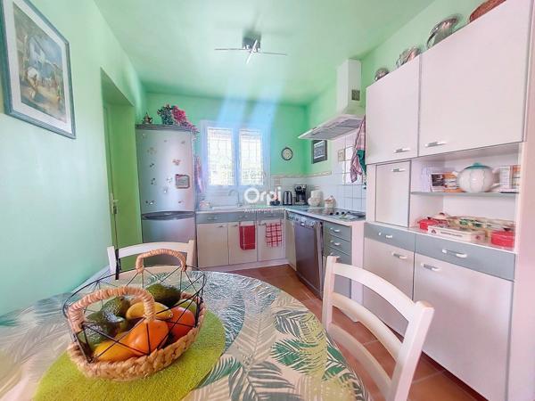 Maison à vendre    3 pièces • 82 m2 Villeneuve