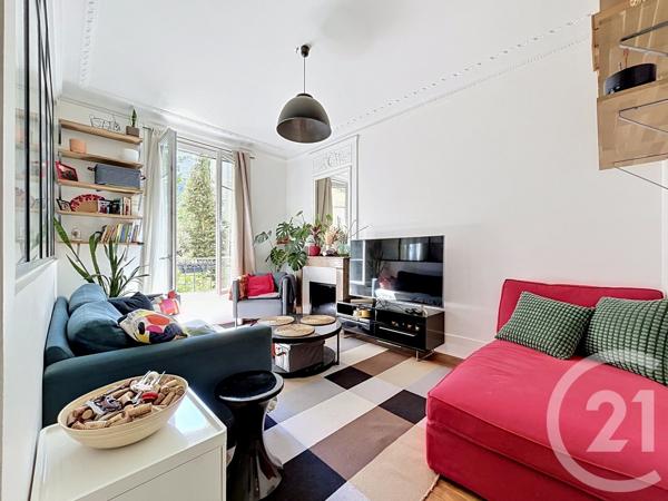 Appartement F2 à vendre  2 pièces - 39,02 m 2   PARIS  - 75020