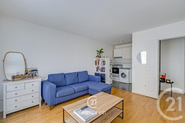 Appartement F2 à vendre  2 pièces - 39,02 m 2   PARIS  - 75020