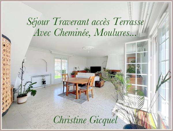 Dpt Loire Atlantique (44), à vendre CENTRE SAINT PERE EN RETZ EN IMPASSE, MAISON 7 PIECES - 5 CHAMBRES - JARDIN CLOS TERRASSE