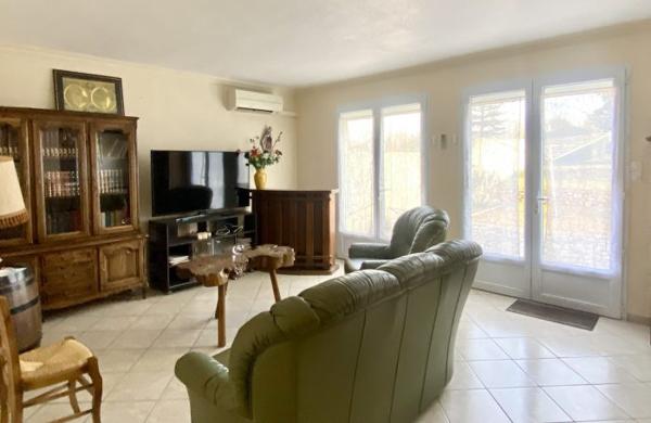 Maison ancienne Nogent-le-Roi 130.84 m²