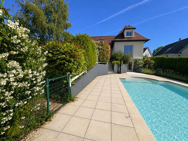 Maison 8 pièces - A proximité de Dijon (21)