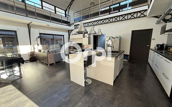 Maison à vendre    6 pièces • 214 m2 Beuvry