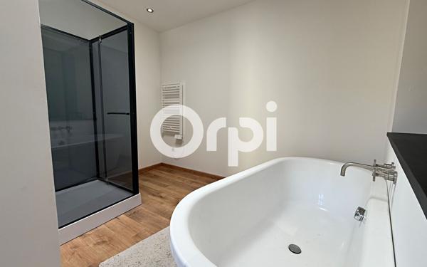 Maison à vendre    6 pièces • 214 m2 Beuvry