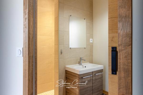Maison familiale de 190m² avec dépendances au coeur de Neuvic