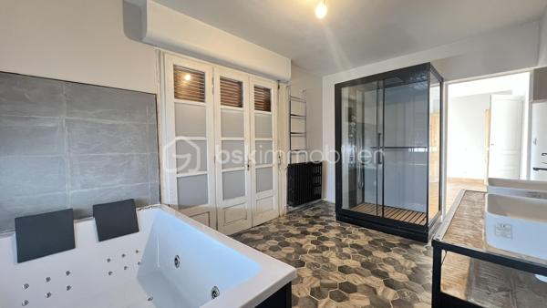 Maison ancienne de 210 m²