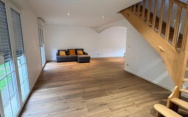 Maison à louer    6 pièces • 150 m2 Yutz