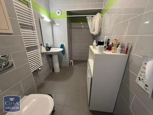 Appartement à louer 2 pièces 42.01m²