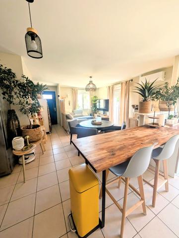 Maison T3 avec garage de plain pied - Réf OMBRETTE