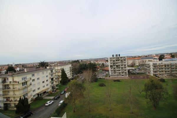 T3 vue dégagée - quartier MARRACQ