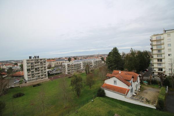 T3 vue dégagée - quartier MARRACQ