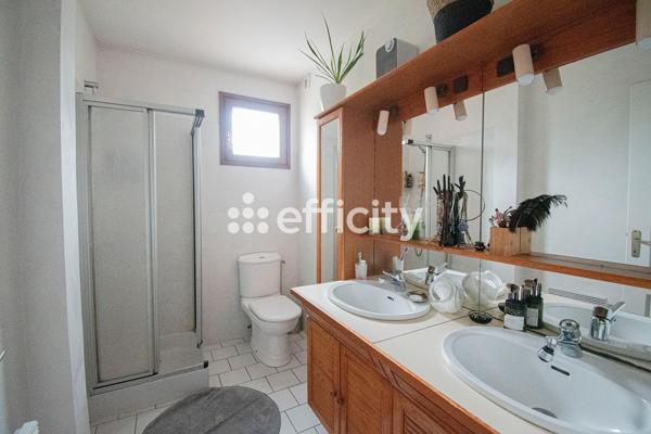 Maison 9 pièces - 201 m²