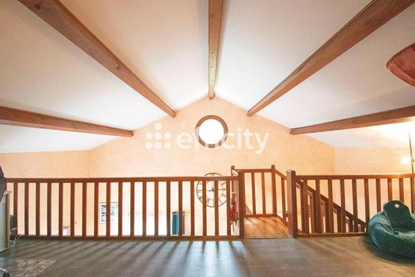 Maison 9 pièces - 201 m²