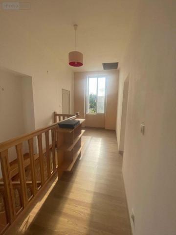 Maison à vendre à Saint-Varent dans les Deux-Sèvres (79330), ref : 49075-793