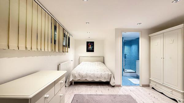 Maison 7 pièces - 353 m² Bien prestige