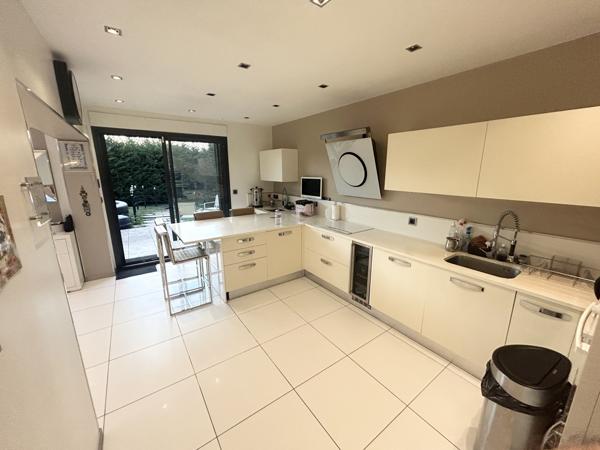 Maison 7 pièces - 353 m² Bien prestige