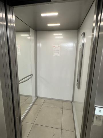 Villeneuve-lès-Avignon (30400) Appartement 3 chambres vue magnifique terrasse garage