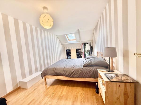 Maison à CHAUMES-EN-BRIE, 77390 - 7 pièces 150m²