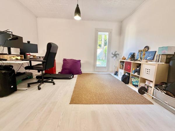 Maison à CHAUMES-EN-BRIE, 77390 - 7 pièces 150m²