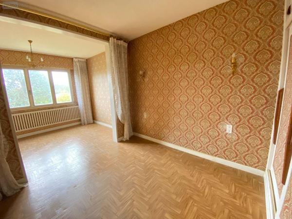 Maison à vendre à Villedieu-sur-Indre dans l'Indre (36320), ref : 1048351