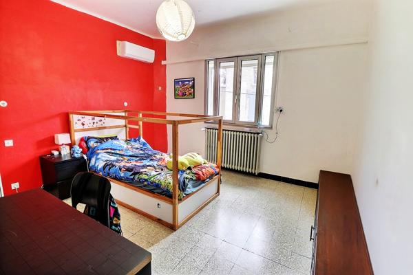 A VENDRE Entraigues Sur La Sorgue Maison 6 pièce(s) 140 m²